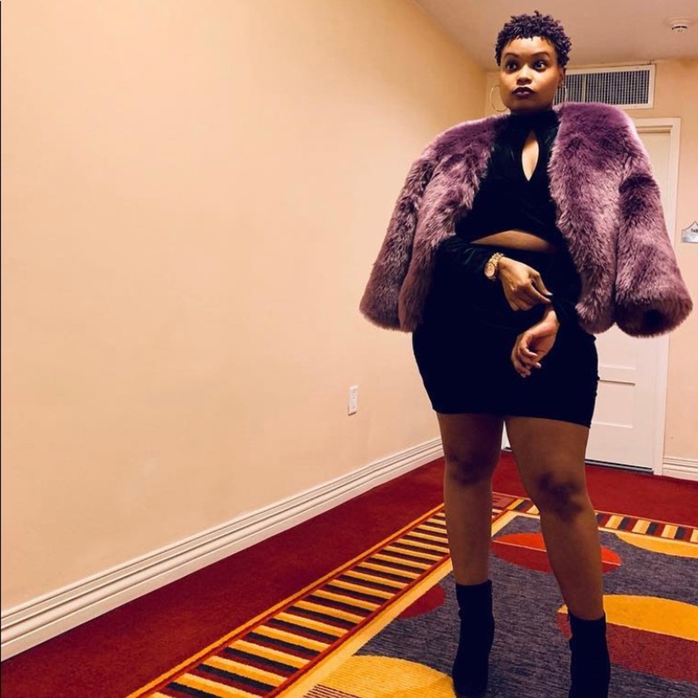 AKIRA Faux Fur Cropped Jacket in Purple